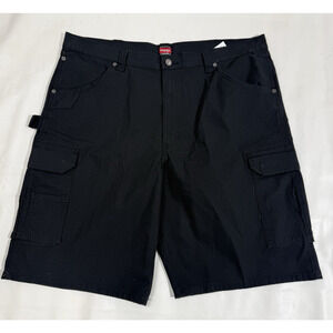 Wrangler Workwear Relaxed Fit Technician Short Men’s Size 40 Black